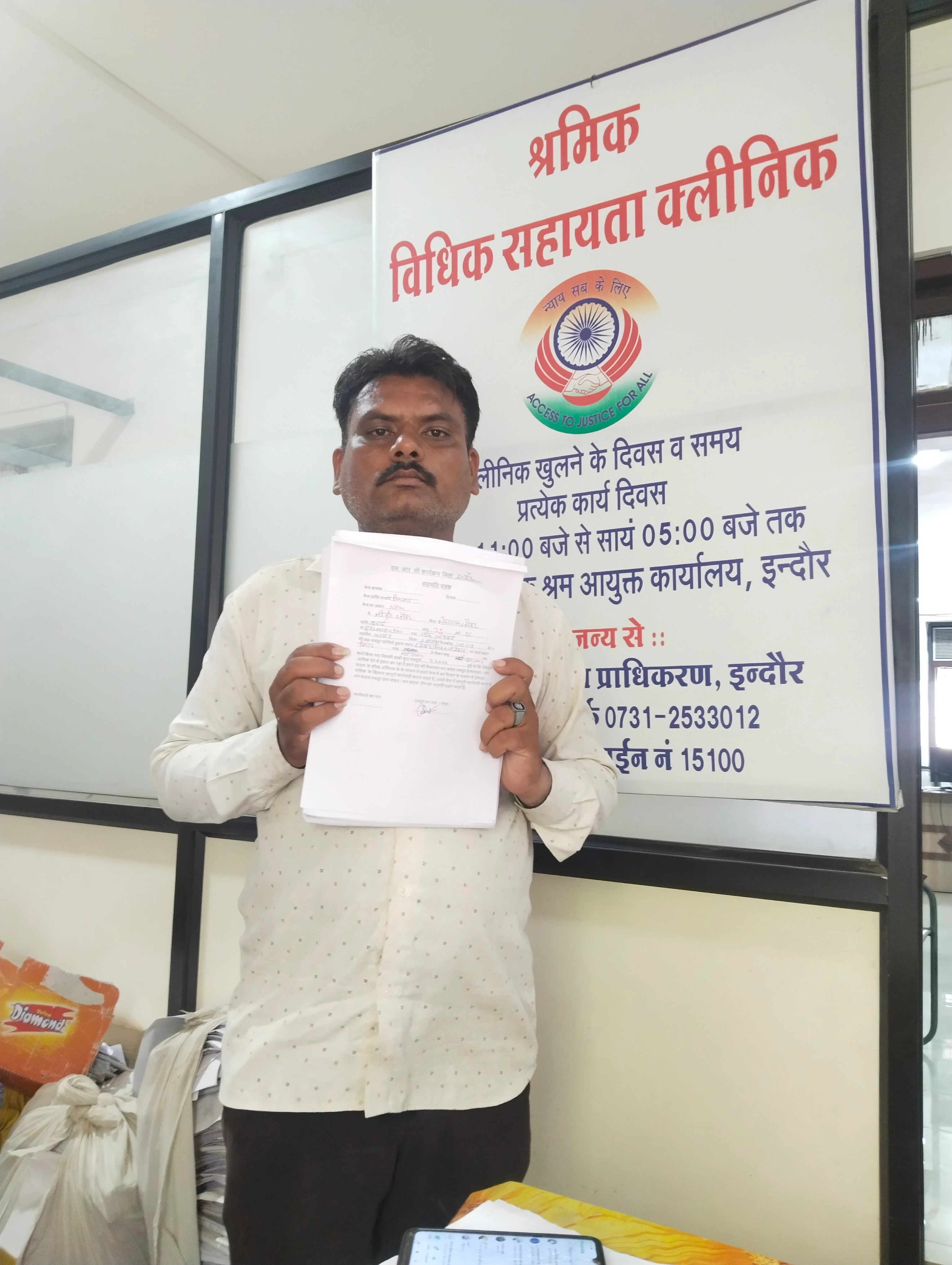 Migrants Resilience Collaborative (MRC) photo 8